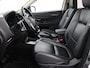 Mitsubishi Outlander 2.0 PHEV instyle+ Bluetooth, Cruise control adaptief, Parkeersensor voor en achter, Rondomzicht camera, Verwarmde voorruit Een ruime en luxe SUV met een comfortabele uitstraling en veel praktische mogelijkheden. Dankzij de plug-in hybride aandrijving combineert hij kracht en comfort met een efficiënte rijervaring