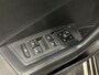 Volkswagen T-Roc 1.0 TSI Style Business CARPLAY NAVI ADAPTIEF CRUISE LM ECC STOELVERWARMING.
