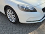 Volvo V40 1.6 T3 Momentum Camera Navi Apk Tm 11-2027