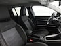 Jeep Avenger 1.2 110pk e-Hybrid Altitude Automaat | 1ste Eigenaar | Elektrische Klep | Navigatie | Apple Carplay/Android Auto | Climate Control | Adaptieve Cruise Control | Parkeersensoren Achter | Lederen Stuurwiel | LED Koplampen | JBL | Dodehoekdetectie |
