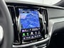Volvo V60 T8 Recharge Plus Dark | 18" | Panoramadak | Head-Up | Trekhaak | Elektr. verst. Sportstoelen | 360 Camera | Stoel/Stuur/Achterbankverwarming