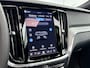 Volvo V60 T8 Recharge Plus Dark | 18" | Panoramadak | Head-Up | Trekhaak | Elektr. verst. Sportstoelen | 360 Camera | Stoel/Stuur/Achterbankverwarming