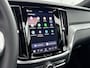 Volvo V60 T8 Recharge Plus Dark | 18" | Panoramadak | Head-Up | Trekhaak | Elektr. verst. Sportstoelen | 360 Camera | Stoel/Stuur/Achterbankverwarming