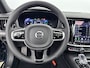 Volvo V60 T8 Recharge Plus Dark | 18" | Panoramadak | Head-Up | Trekhaak | Elektr. verst. Sportstoelen | 360 Camera | Stoel/Stuur/Achterbankverwarming