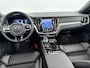 Volvo V60 T8 Recharge Plus Dark | 18" | Panoramadak | Head-Up | Trekhaak | Elektr. verst. Sportstoelen | 360 Camera | Stoel/Stuur/Achterbankverwarming
