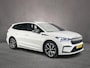 Skoda Enyaq iV 60 Sportline 180pk Automaat Trekhaak, Adaptive cruise control, Navigatie, Achteruitrijcamera, Stoelverwarming, LED matrix koplampen, Parkeersensoren, Stuurwiel verwarmd