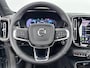 Volvo XC40 B4 Plus Dark | 19" Allseason | Panoramadak | Leder/Nubuck | Trekhaak | Harman Kardon | Elektr. verst. Stoelen | Parkeercamera | Stoel/Stuurverwarming