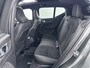 Volvo XC40 B4 Plus Dark | 19" Allseason | Panoramadak | Leder/Nubuck | Trekhaak | Harman Kardon | Elektr. verst. Stoelen | Parkeercamera | Stoel/Stuurverwarming