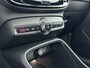 Volvo XC40 B4 Plus Dark | 19" Allseason | Panoramadak | Leder/Nubuck | Trekhaak | Harman Kardon | Elektr. verst. Stoelen | Parkeercamera | Stoel/Stuurverwarming