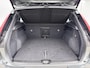 Volvo XC40 B4 Plus Dark | 19" Allseason | Panoramadak | Leder/Nubuck | Trekhaak | Harman Kardon | Elektr. verst. Stoelen | Parkeercamera | Stoel/Stuurverwarming