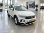 Volkswagen T-Roc 1.5 TSI Life Business | 1.500 KG TREKGEWICHT | TREKHAAK | CARPLAY | DIGITALE COCKPIT