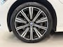 BMW 3-Serie 320e Edition CAMERA/LEER-SPORT/MEMORY/LIVE COCKPIT PRO/LED/CARPLAY/SFEER/18"/PRIVACY/SHADOW-LINE/MINERALWEISS PARELMOER/NET OH BEURT GEHAD