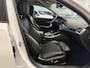 BMW 3-Serie 320e Edition CAMERA/LEER-SPORT/MEMORY/LIVE COCKPIT PRO/LED/CARPLAY/SFEER/18"/PRIVACY/SHADOW-LINE/MINERALWEISS PARELMOER/NET OH BEURT GEHAD