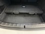 BMW 3-Serie 320e Edition CAMERA/LEER-SPORT/MEMORY/LIVE COCKPIT PRO/LED/CARPLAY/SFEER/18"/PRIVACY/SHADOW-LINE/MINERALWEISS PARELMOER/NET OH BEURT GEHAD