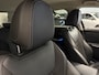 BMW 3-Serie 320e Edition CAMERA/LEER-SPORT/MEMORY/LIVE COCKPIT PRO/LED/CARPLAY/SFEER/18"/PRIVACY/SHADOW-LINE/MINERALWEISS PARELMOER/NET OH BEURT GEHAD