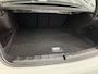BMW 3-Serie 320e Edition CAMERA/LEER-SPORT/MEMORY/LIVE COCKPIT PRO/LED/CARPLAY/SFEER/18"/PRIVACY/SHADOW-LINE/MINERALWEISS PARELMOER/NET OH BEURT GEHAD