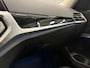 BMW 3-Serie 320e Edition CAMERA/LEER-SPORT/MEMORY/LIVE COCKPIT PRO/LED/CARPLAY/SFEER/18"/PRIVACY/SHADOW-LINE/MINERALWEISS PARELMOER/NET OH BEURT GEHAD