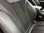 BMW 3-Serie 320e Edition CAMERA/LEER-SPORT/MEMORY/LIVE COCKPIT PRO/LED/CARPLAY/SFEER/18"/PRIVACY/SHADOW-LINE/MINERALWEISS PARELMOER/NET OH BEURT GEHAD