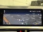 BMW 3-Serie 320e Edition CAMERA/LEER-SPORT/MEMORY/LIVE COCKPIT PRO/LED/CARPLAY/SFEER/18"/PRIVACY/SHADOW-LINE/MINERALWEISS PARELMOER/NET OH BEURT GEHAD