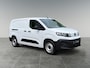 Peugeot e-Partner L2 50 kWh 136pk | ACTIE | 8 jaar garantie | 0% financial lease | 2-zits | Houten afwerking laadruimte | Verwarmbare vooruit en voorstoelen en stuurwiel | ECO LED koplampen | Multimedia | Draadloze Apple Carplay en Android Auto | Achteruitrijcamera | Parkeersensoren achter | Digital cockpit | Stuurwielbediening | Bestuurdersstoel comfort met armsteun | Tweede sleutel met afstandsbediening | Trekhaak voorbereiding | Reservewiel | van €32.315 voor €27.195 ex. BTW rijklaar