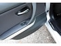 BMW 3-Serie 320i SCHUIFDAK XENON NIEUWE DISTRIBUTIEKETTING!
