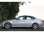 BMW 3-Serie 320i SCHUIFDAK XENON NIEUWE DISTRIBUTIEKETTING!
