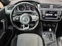 Volkswagen Tiguan 2.0 TSI 4Motion Highline R-Line 220PK DSG Trekhaak / Carplay / Navigatie / Achteruitrijcamera / DAB Radio / Led