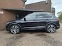 Volkswagen Tiguan 2.0 TSI 4Motion Highline R-Line 220PK DSG Trekhaak / Carplay / Navigatie / Achteruitrijcamera / DAB Radio / Led