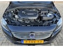 Volvo V60 1.6 T3 MOMENTUM | NL-AUTO! | NAVI! | CRUISE!