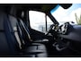 Mercedes-Benz Sprinter 319 V6 3.0 CDI L3H2 Black Edition FULL OPTIONS! Cruise, 360 Camera, Carplay, 10,5 Mbux, 190pk, 2 x Schuifdeur, Sper, LED, Leder, Stoelverwarming, Standkachel, Trekhaak, Uniek!