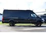Mercedes-Benz Sprinter 319 V6 3.0 CDI L3H2 Black Edition FULL OPTIONS! Cruise, 360 Camera, Carplay, 10,5 Mbux, 190pk, 2 x Schuifdeur, Sper, LED, Leder, Stoelverwarming, Standkachel, Trekhaak, Uniek!