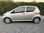 Toyota Aygo 1.0-12V | HANDEL / EXPORT!! | LEES TEKST! | Airco | 5 Deuren | APK tot 28-10-2026!