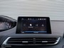Peugeot 3008 1.6 Blue Lease Premium AUT8 181PK | Elek stoelen | Camera | Trekhaak | Navigatie | Bomvol opties!
