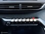 Peugeot 3008 1.6 Blue Lease Premium AUT8 181PK | Elek stoelen | Camera | Trekhaak | Navigatie | Bomvol opties!