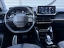 Peugeot 2008 1.2 PureTech Allure Pack 2e Eigenaar|Camera|Trekhaak|Carplay|Stoelverwarming|i- Cockpit|D-riem vv in 2025|Cruise|APK tot 07-2027