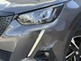 Peugeot 2008 1.2 PureTech Allure Pack 2e Eigenaar|Camera|Trekhaak|Carplay|Stoelverwarming|i- Cockpit|D-riem vv in 2025|Cruise|APK tot 07-2027
