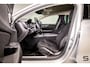 Volvo V60 2.0 B3 Momentum Advantage|NAP|E-trekhaak|BTW Auto