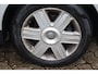 Audi A2 1.4 Radio cd speler, Stoelverwarming, Elektrische ramen, Zie foto's!!