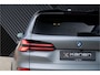 BMW X5 xDrive50e LCI M-sport Pro ACC Pano Trekhaak Head-up M Seats Massage Stoelventilatie Harman Kardon Individual Frozen Grey
