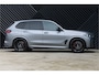 BMW X5 xDrive50e LCI M-sport Pro ACC Pano Trekhaak Head-up M Seats Massage Stoelventilatie Harman Kardon Individual Frozen Grey