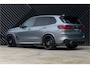 BMW X5 xDrive50e LCI M-sport Pro ACC Pano Trekhaak Head-up M Seats Massage Stoelventilatie Harman Kardon Individual Frozen Grey