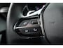 Peugeot 2008 1.2 PureTech 130 Allure | Dig. Cockpit | Trekhaak | Camera | Apple CarPlay & Android Auto | Cruise Control | Navi | 17'' R