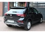 Volkswagen T-Roc 1.0 TSI Life // Digital Dashboard // Stoelverwarming // Apple/Android Carplay