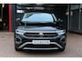 Volkswagen T-Roc 1.0 TSI Life // Digital Dashboard // Stoelverwarming // Apple/Android Carplay