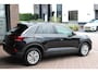 Volkswagen T-Roc 1.0 TSI Life // Digital Dashboard // Stoelverwarming // Apple/Android Carplay