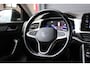 Volkswagen T-Roc 1.0 TSI Life // Digital Dashboard // Stoelverwarming // Apple/Android Carplay