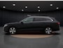 Volkswagen Passat Variant 1.5 eHybrid Business | Navigatie | Trekhaak | Head Up Display | Camera | Stuur-/Stoelverwarming |