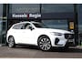 Volvo XC60 2.0 T8 Plug-in hybrid AWD Plus Dark | Pano | HuD | 360 | H&K | Memory | ACC | Keyless | Blis | Leer | CarPlay | Stoel/Stuurverwarming