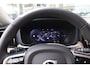 Volvo XC60 2.0 T8 Plug-in hybrid AWD Plus Dark | Pano | HuD | 360 | H&K | Memory | ACC | Keyless | Blis | Leer | CarPlay | Stoel/Stuurverwarming