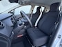 Renault Zoe R110 Life 52 kWh / SOH 90,98% / Dealer onderhouden / CCS snel laden / All season banden / warmtepomp / Cruise control / Keyless Entry/Start / Apple Carplay Android Auto / Climate control / Parkeersensoren achter /